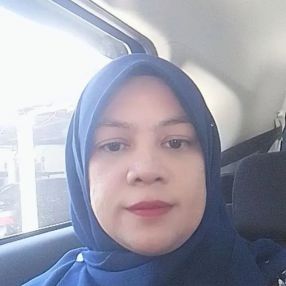 Rosmawati, Pengasuh di Penaga