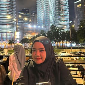 Ika, Pengasuh di Puchong