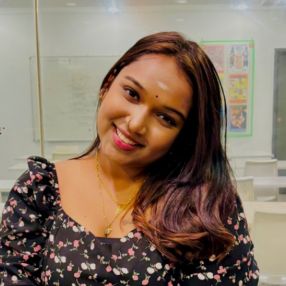 Krishea, Babysitter in Rantau