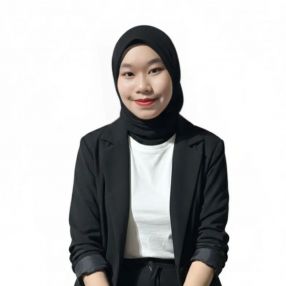 Aishah, Pengasuh di Langkawi