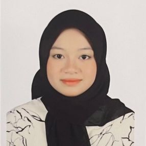 Sayidah, Pengasuh di Yong Peng