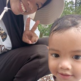NOOR AIN, Keluarga di Kajang
