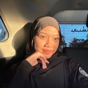 Mieyra, Babysitter in Pantai Remis