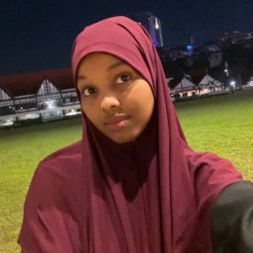 Hima, Pengasuh di Ampang