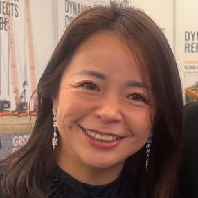 SOOK LING, Babysitter in Cyberjaya