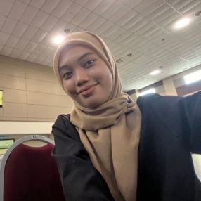 Marsya, Pengasuh di Kota Tinggi