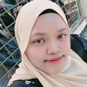 Lazwani, Babysitter in George Town