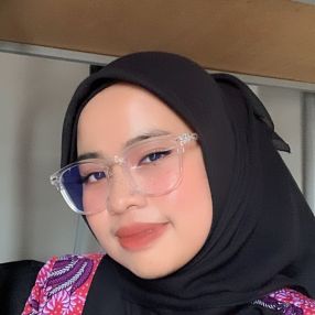 Nurul, Pengasuh di Durian Tunggal