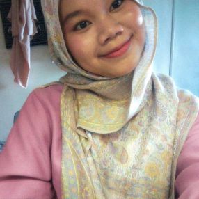 Nur Syafiqah, Pengasuh di Sungai Jawi