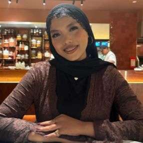 Syazleen, Babysitter in Kuala Lumpur