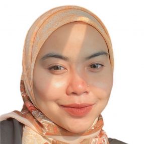 Nurul, Babysitter in Padang Tengku