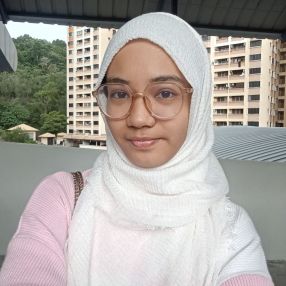 Zahraa', Babysitter in Labu