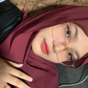 Hanaaroslan, Pengasuh di Pendang