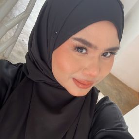 Nur irsya irdina, Babysitter in Sik