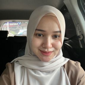 Zerra Amera, Keluarga di Ampang