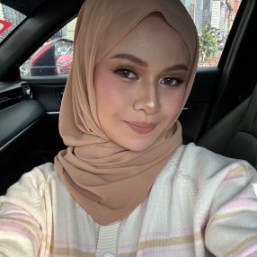 Umi, Pengasuh di Johor Bahru