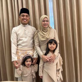 Syazana, Family in Puncak Alam