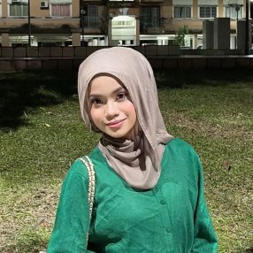Fatin, Pengasuh di Jenjarom
