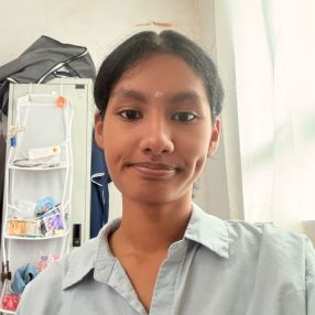 Koreenaa, Babysitter in Simpang Ampat
