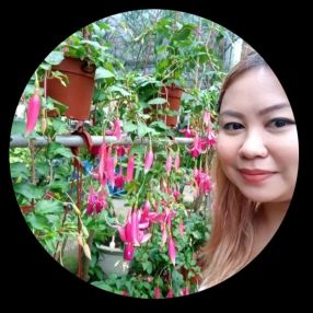 Angella, Pengasuh di Papar