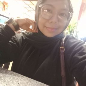 Elly, Pengasuh di Bagan Serai
