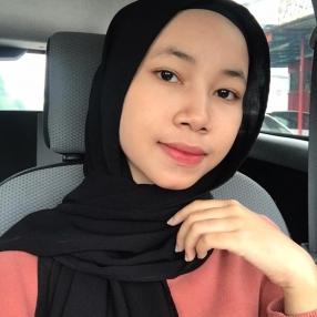 Balqis, Pengasuh di Simpang Ampat