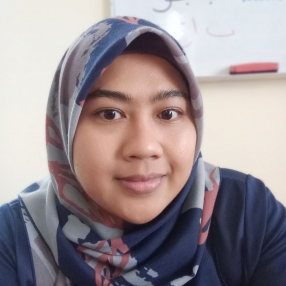 Shahila, Pengasuh di Seremban