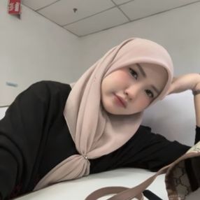 ALIS, Babysitter in Pendang