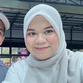 Nureen, Pengasuh di Bahau