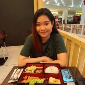 Cristal, Babysitter in Kuala Lumpur