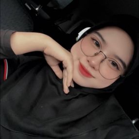 Siti, Pengasuh di Kemasik