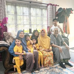 Norhasanah Shinaz, Family in Shah Alam