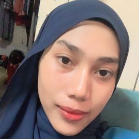 Noor aida, Pengasuh di Teluk Intan