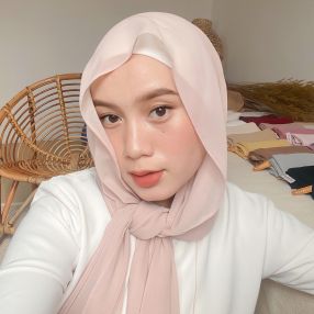 Masha, Keluarga di Klang