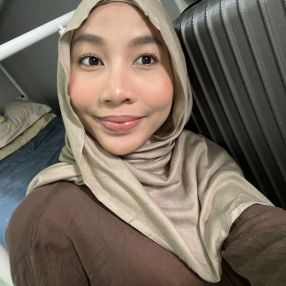 Fatin, Babysitter in Kapar
