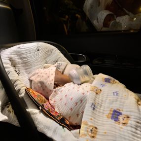 Eva, Keluarga di Senai