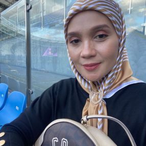 Mirna, Babysitter in Kota Tinggi