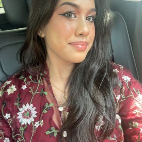 Saleesya, Pengasuh di Dengkil