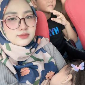 Nor fatin amira, Babysitter in Alor Setar