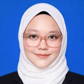 Ticer, Babysitter in Jasin