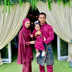 Fatin, Family in Kluang