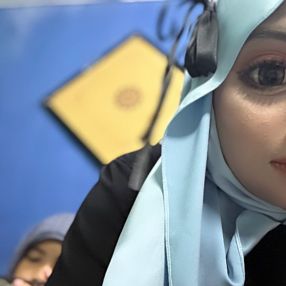 batrisyia idris, Babysitter in Kluang