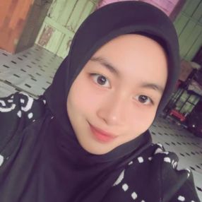 Nur atiqah aina, Babysitter in Bandar Tun Razak