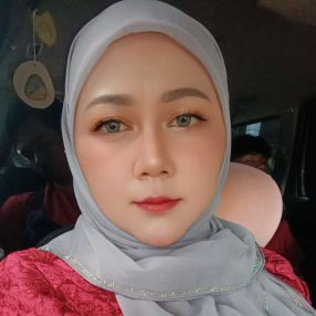 Fazillah, Babysitter in Johor Bahru