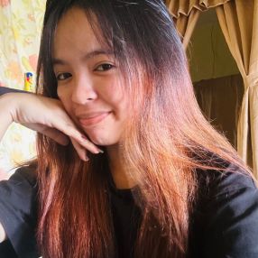 Mieza, Babysitter in Sri Gading