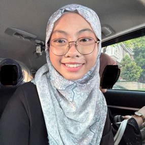 Nurin, Babysitter in Parit Sulong