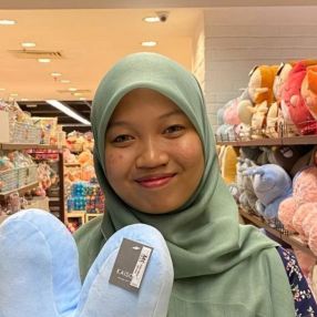 Nur Ain Natasha, Pengasuh di Keningau