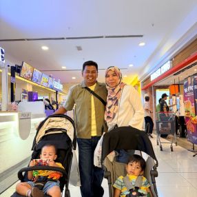 Cekgu, Family in Batu Caves