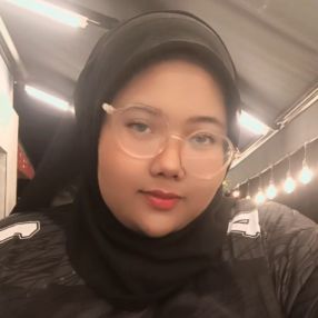 Nor liyana, Babysitter in Alor Gajah