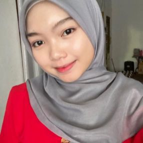 Nur syarafana, Pengasuh di Tanjong Kling
